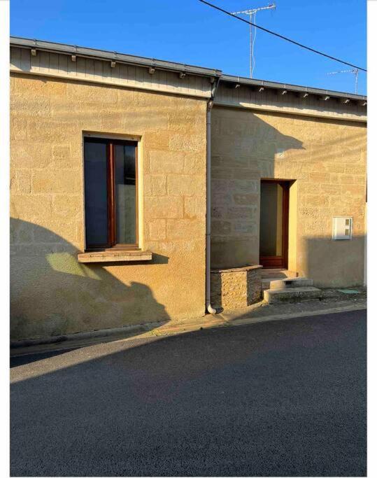 Le Logis Des Roses Villa ดูเอ-ลา-ฟงแตน ภายนอก รูปภาพ